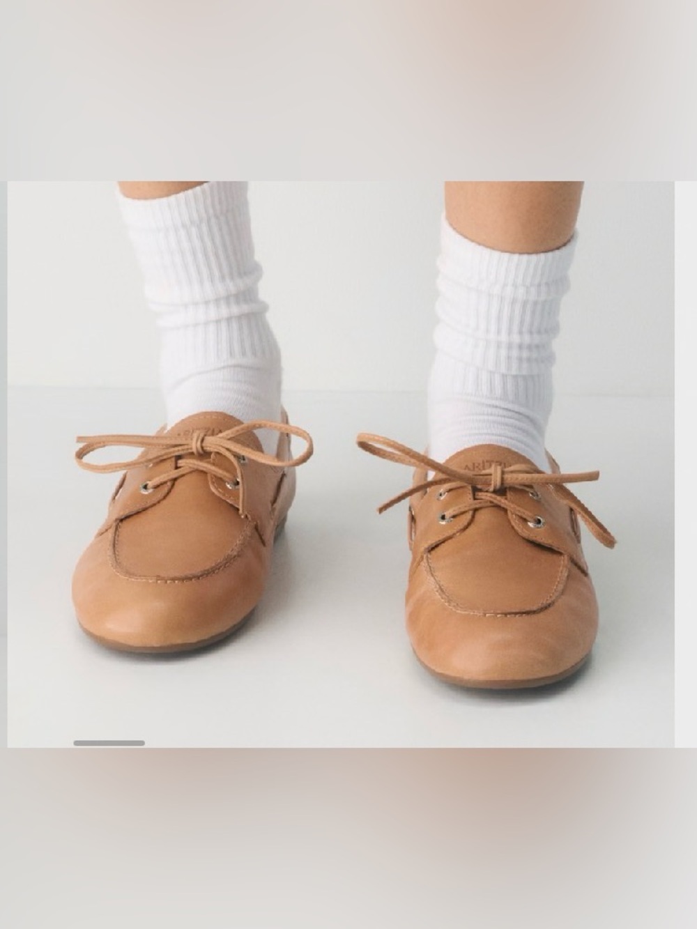 ARITZIA SPERRY NWOB SLIM BOAT SHOE SMOOTH LEATHER LOAFER SAHARA SAND WMN SZ 10.5